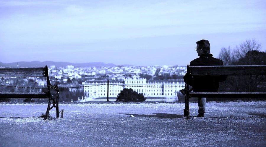AB'de 'kendini yalnız hissedenlerin' sayısı ikiye katlandı