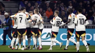 Almanya'da tepki çeken forma kararı