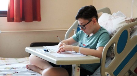 Ameliyat olup, LGS sınavına girdi