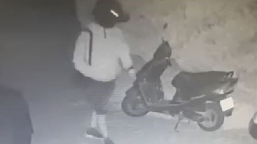 Antalya'da hırsızdan "seç, beğen, al" motosiklet hırsızlığı