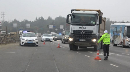 Arnavutköy'de hafriyat kamyonlarına denetim