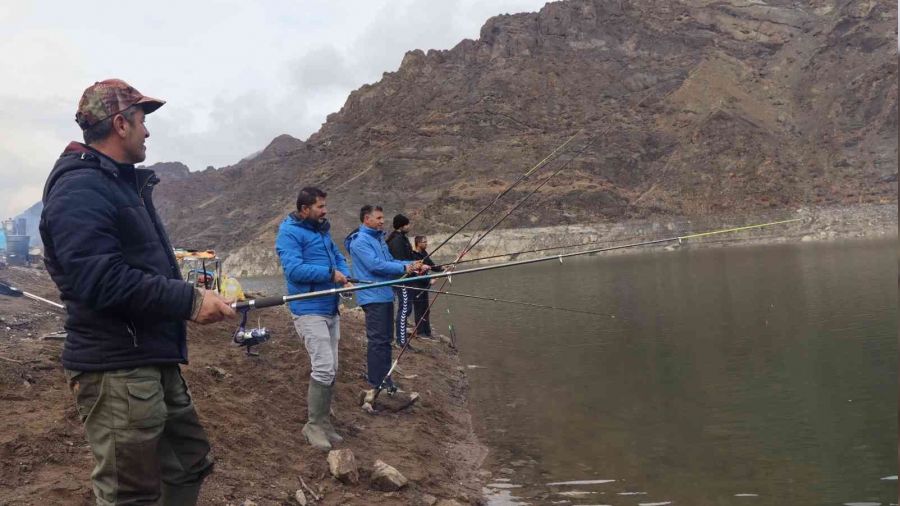 Ayvalı Barajı'nda hafta sonu yoğunluğu