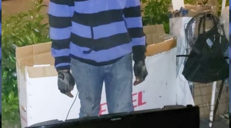 Bekçiler hırsızı suçüstü yakaladı