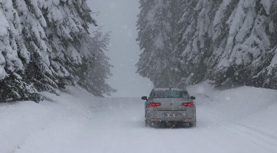 Bolu'nun yüksek kesimlerinde kar yağışı etkili oluyor