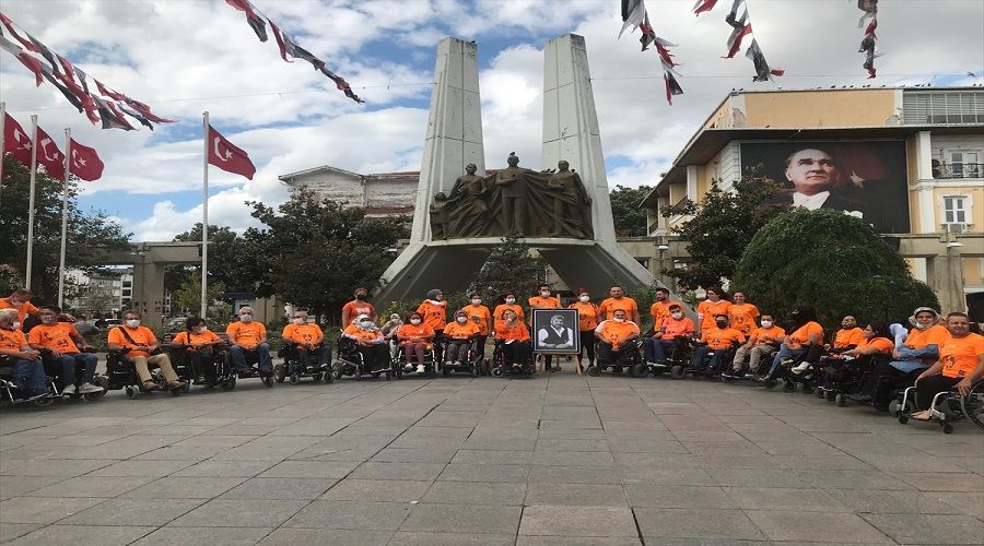 Bugün "Dünya Omurilik Felçlileri Günüdür"