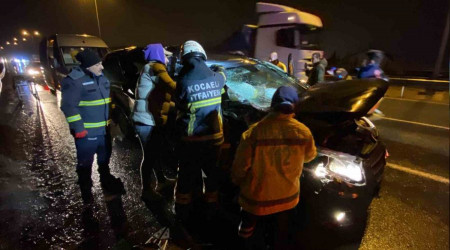 Depremzede aile kaza yaptı: 9 yaralı