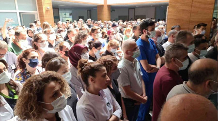 Dr. Ekrem Karakaya'ya hüzünlü veda