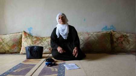 Gelin geldiği köyde muhtarlık yapıyor