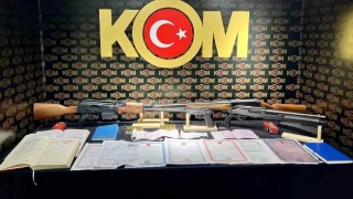 İzmir'de tefecilik operasyonu: 5 gözaltı