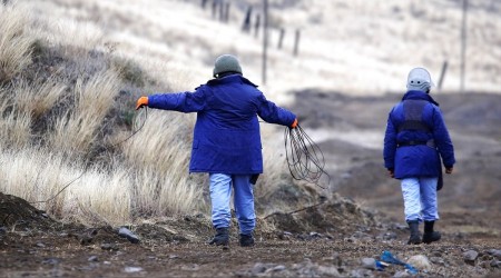 Karabağ'da kurtarılan bölgeler, mayından temizleniyor