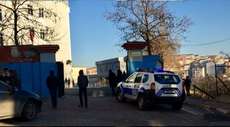 Karne günü lisede bıçaklı kavga
