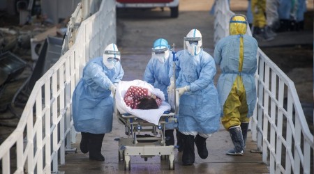 Koronavirüs 27 gün vücutta kalabiliyor