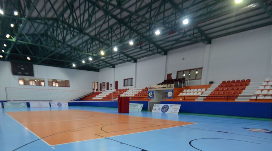 Nusaybin Belediyesi spor salonu yaptırıyor
