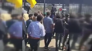 Pakistan'da ABD Büyükelçiliği önünde protesto: 8 ölü