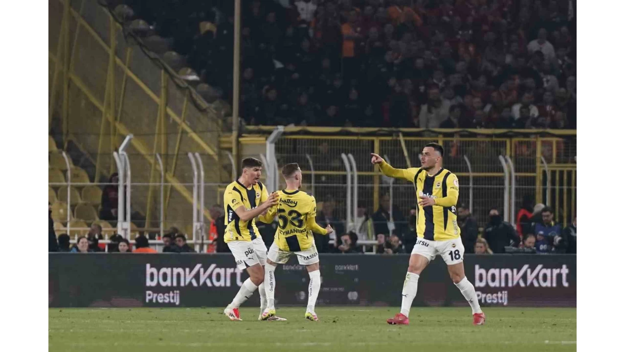 Sebastian Szymanski, 7. golünü attı