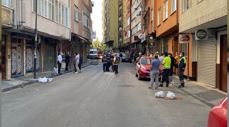 Şişli'de 6 katlı bina çökme tehlikesi nedeniyle boşaltıldı