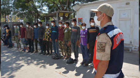 Siverek'te 22 düzensiz göçmen yakalandı