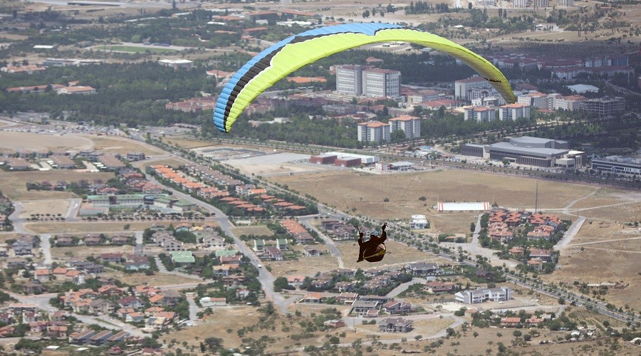 Talas'ta 10. Uluslaras Ali Da ampiyonas balad   