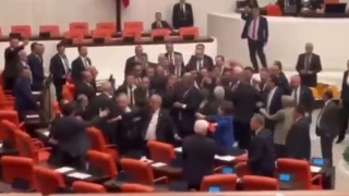 TBMM Genel Kurulunda arbede yaşandı