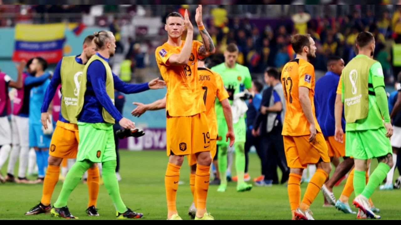 Weghorst'tan Türk kulüplerine mesaj