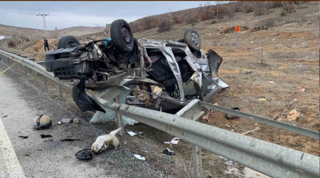 Yozgat'ta feci kaza: Anne-baba öldü, çocukları yaralandı