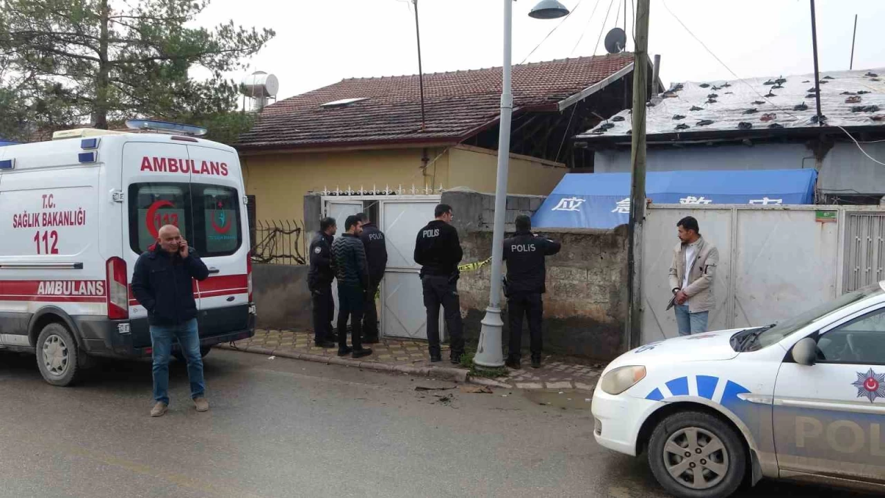 18 yaşındaki genç evinde ölü bulundu