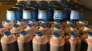 Antalya'da 4 bin litre kaçak ve sahte alkol ele geçirildi