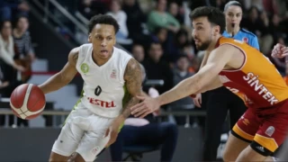 Aslan son 16 turunda ilk maçına çıkacak