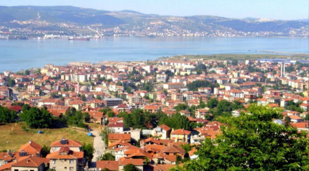 Belediyeye ait 23 işyeri satılacak