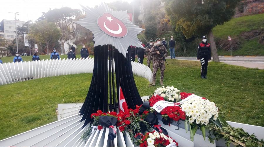 Beşiktaş'taki terör saldırısında şehit olanlar anıldı