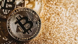 Bitcoin'in fiyat 63 bin dolara yaklat