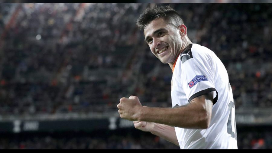 Yeni golcü geldi! "Fenerbahçe ile görüştüklerini bilmiyorum"