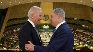 BM felç oldu: ABD duvarını aşamıyor