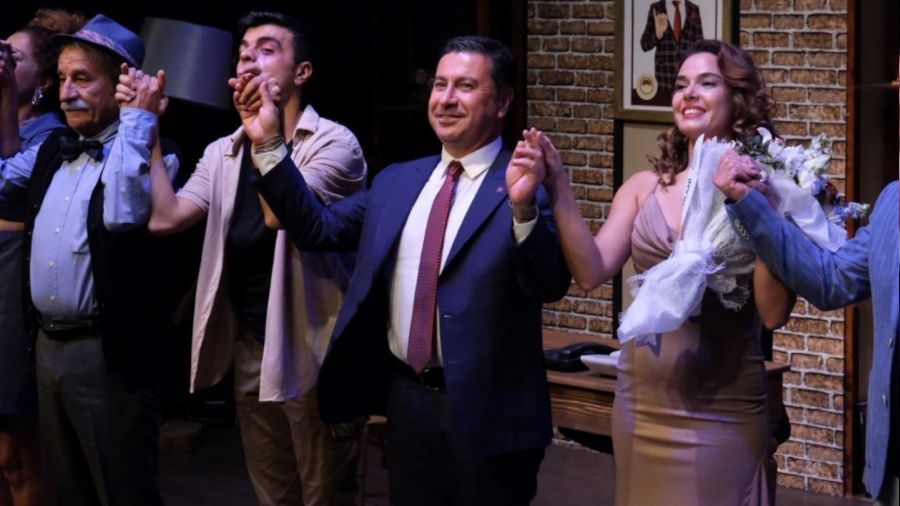 Bodrum Şehir Tiyatrosu her hafta kapalı gişe oynuyor