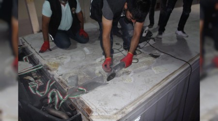 Boş tırdan 234 kilo eroin çıktı