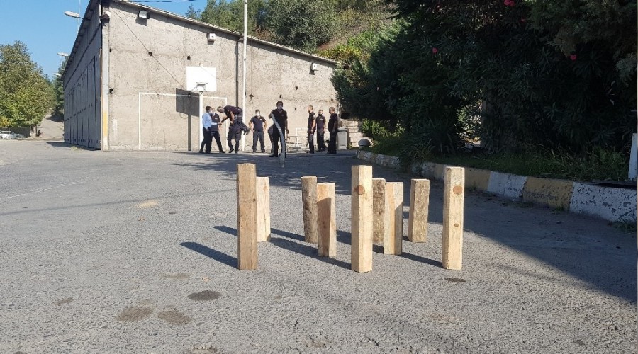 Bu da itfaiyecilerin hortum bowlingi