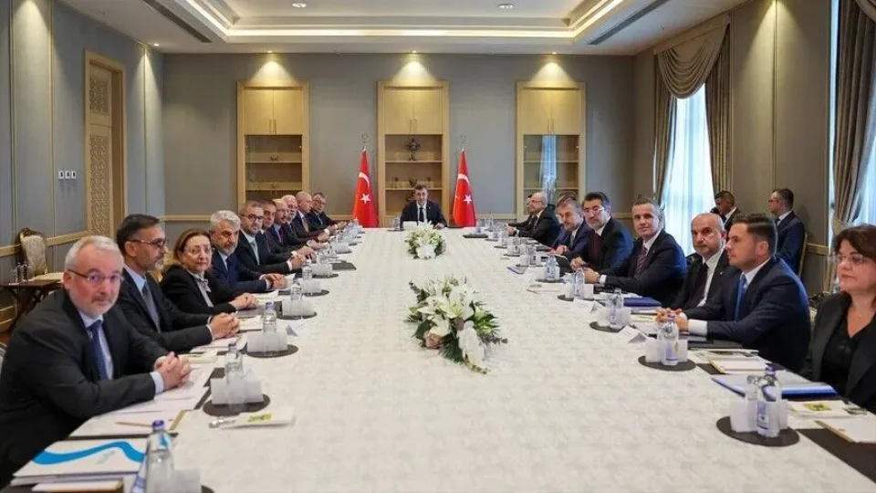Cumhurbaşkanı Yardımcısı Cevdet Yılmaz başkanlığında toplanan Fon Kurulunda, Sermaye Piyasası Kurulunun (SPK) fon hesaplarına ilişkin ödeme takviminin değerlendirildiği bildirildi