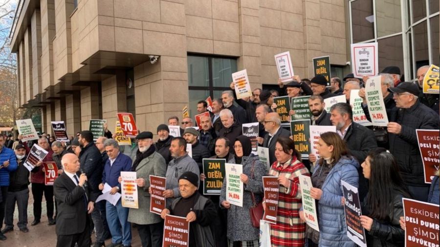 Eskişehir'de su zammı protesto edildi