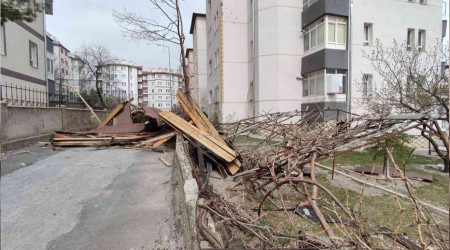 Frtna Kayseri'yi de vurdu