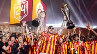 Galatasaray rekorla şampiyon oldu