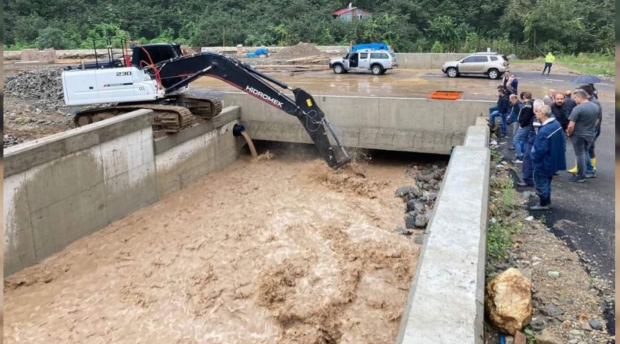 Giresun'da eğitim-öğretime bir gün sel engeli
