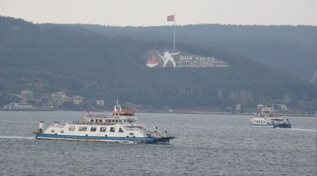 Gökçeada'ya bazı feribot seferleri iptal edildi