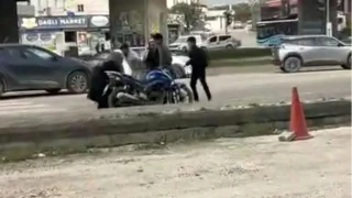 Hatay'da motosiklet sürücüsüne meydan dayağı