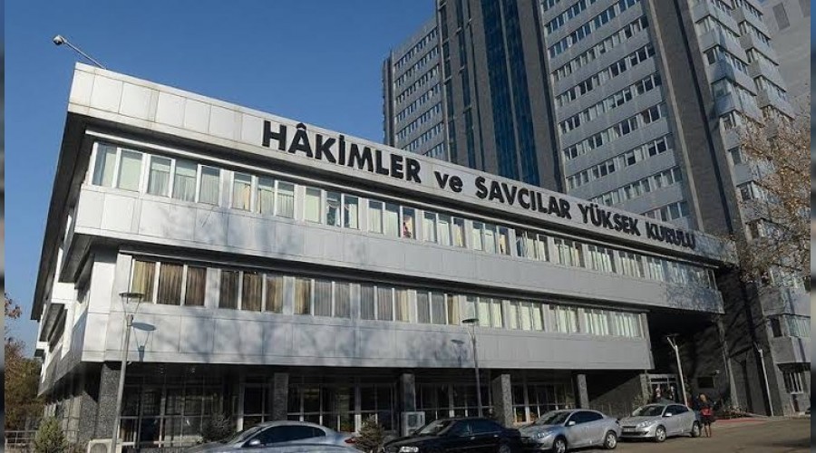 HSK 13 hakim ve savcıyı meslekten ihraç etti