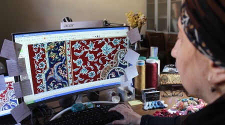 İpek halılar o ellere emanet