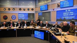 İsrailli bakanlar, Savaş Kabinesi toplantısında orduyu hedef alınca tartışma çıktı