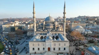 stanbulun tarihi yarmadasnda yeni bir inci: Yeni Camii