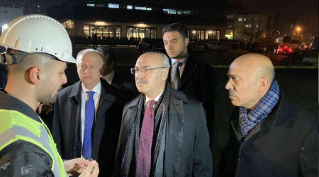 İzmir Valisi: 'Şuan 4 vefat eden vatandaşımızın olduğu kesin'