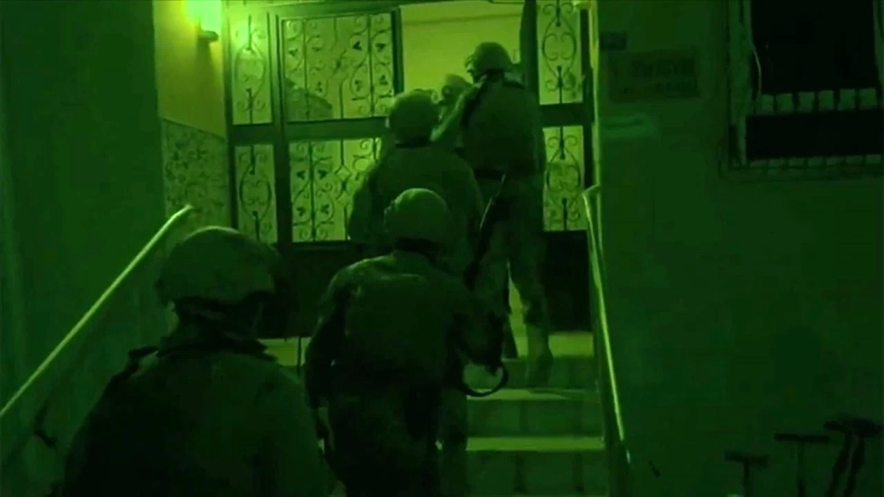 'Kafes-32' operasyonlarında bir suç örgütü çökertildi
