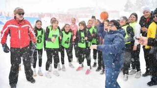 Kar Hentbol ampiyonas, Trkiye'de ilk kez Erciyes'te yapld